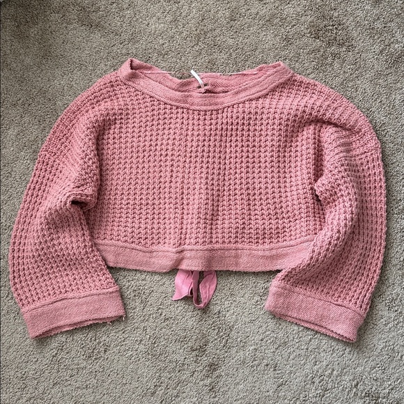 Free People Maybe Baby Pink Chunky Tie Back Bow Knit Oversized Sweater - Picture 3 of 10